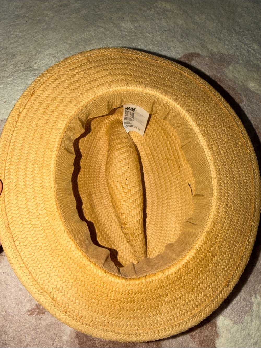 H&M Women’s Tan Straw Fedora Hat with Black Band - Picture 5 of 6